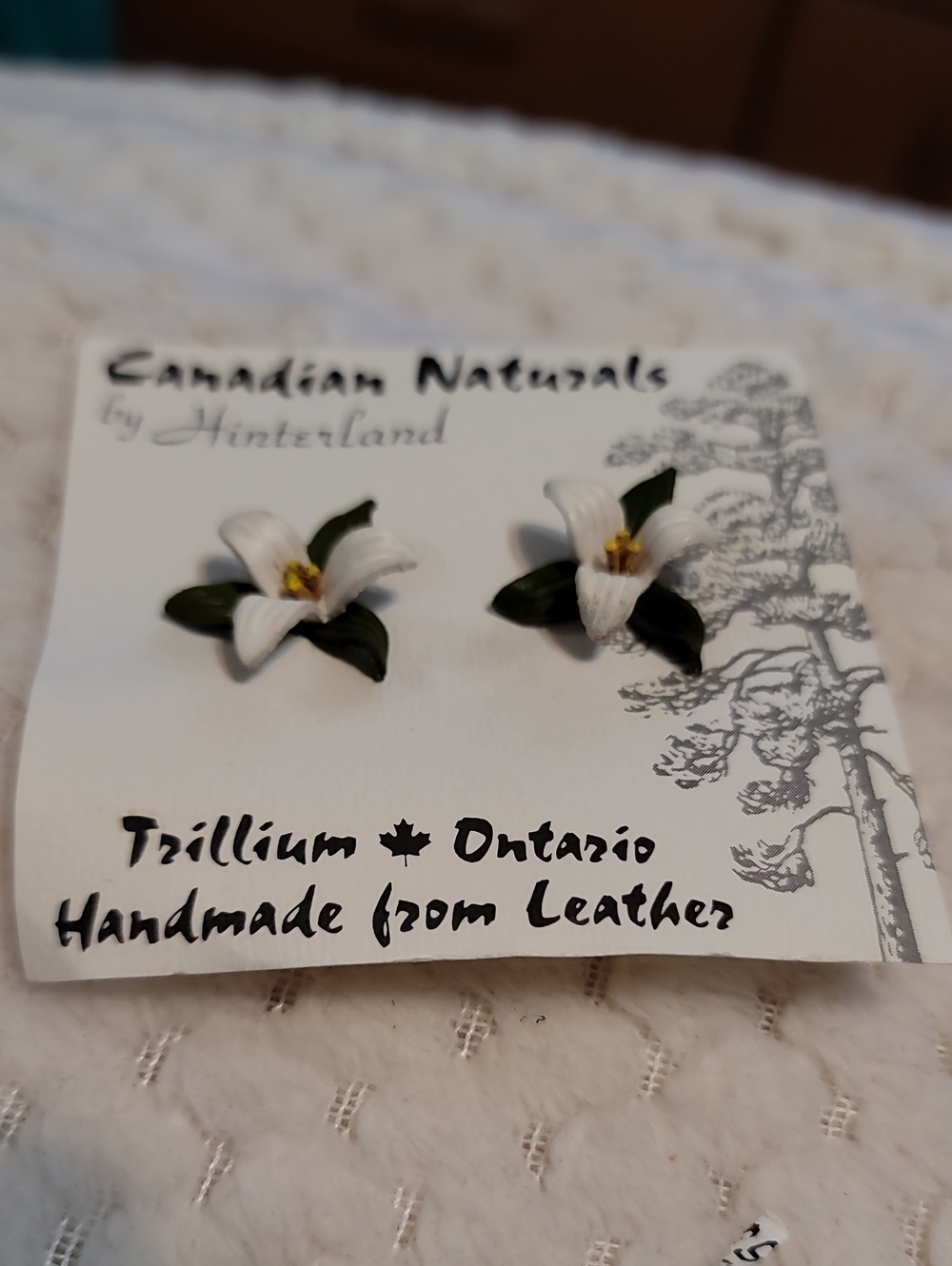 Trillium White Flower ClipOn Earrings with Green Leaves (Leather) (47)